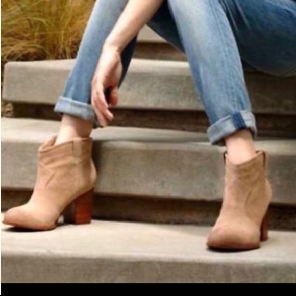 splendid suede ankle boots